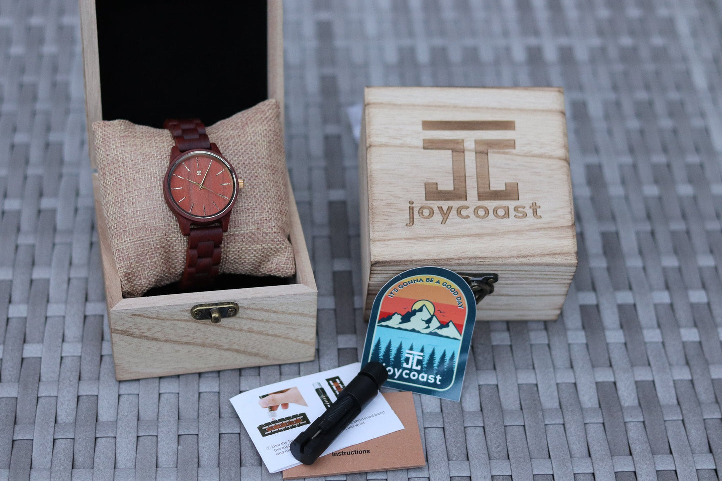 "Firecracker" | Red Sandalwood - Joycoast