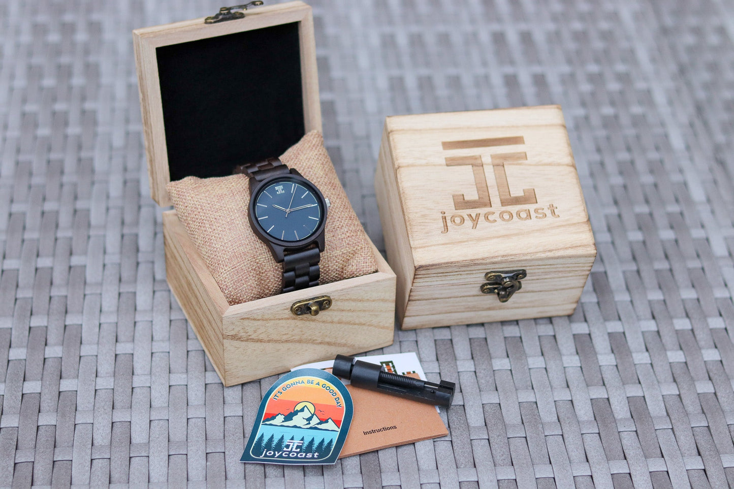 "Atlantic" | Dark Sandalwood w/ Blue Face - Joycoast